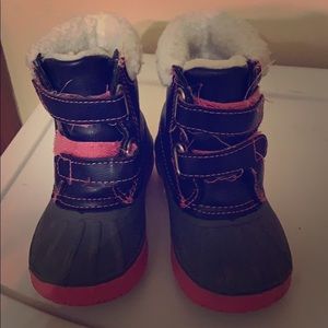 Size 5 toddler snow boots